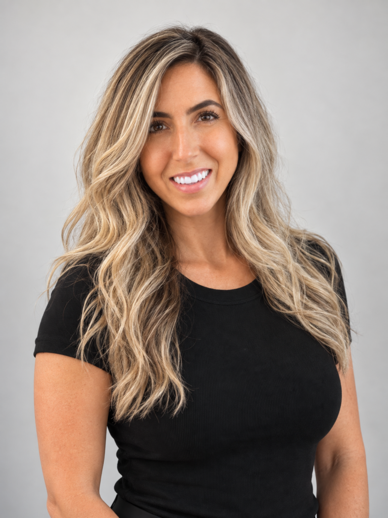 Melissa hair stylist at Fortelli oakville hair salon